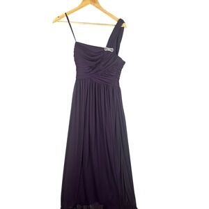 Betsy & Adam Purple One Shoulder Gown Ruched Rhinestone Brooch Dress Sz 6 Prom